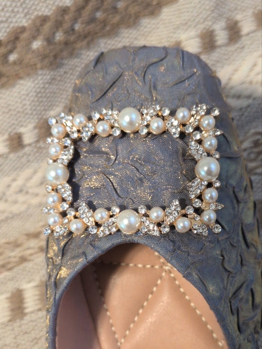 Women's Square Toe ballet Flats sz 39 Pearl-Embellished Gray Satin Shine Jewel - Picture 7 of 7